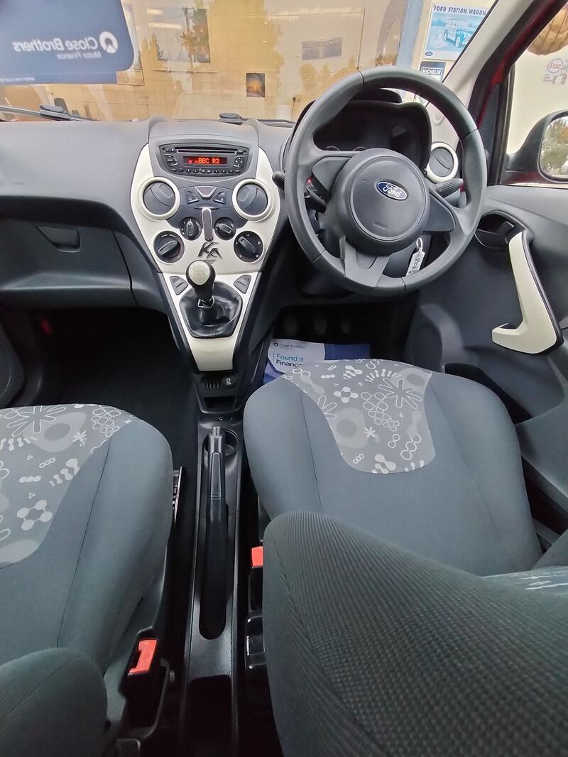 FORD KA