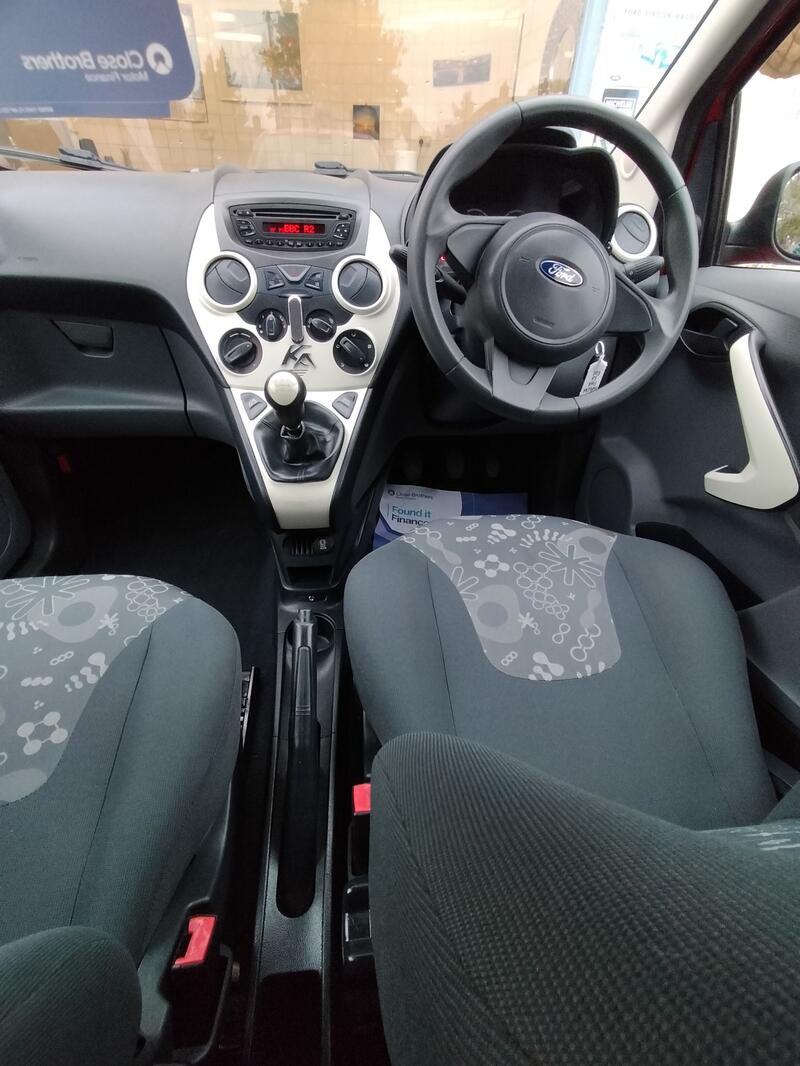 FORD KA