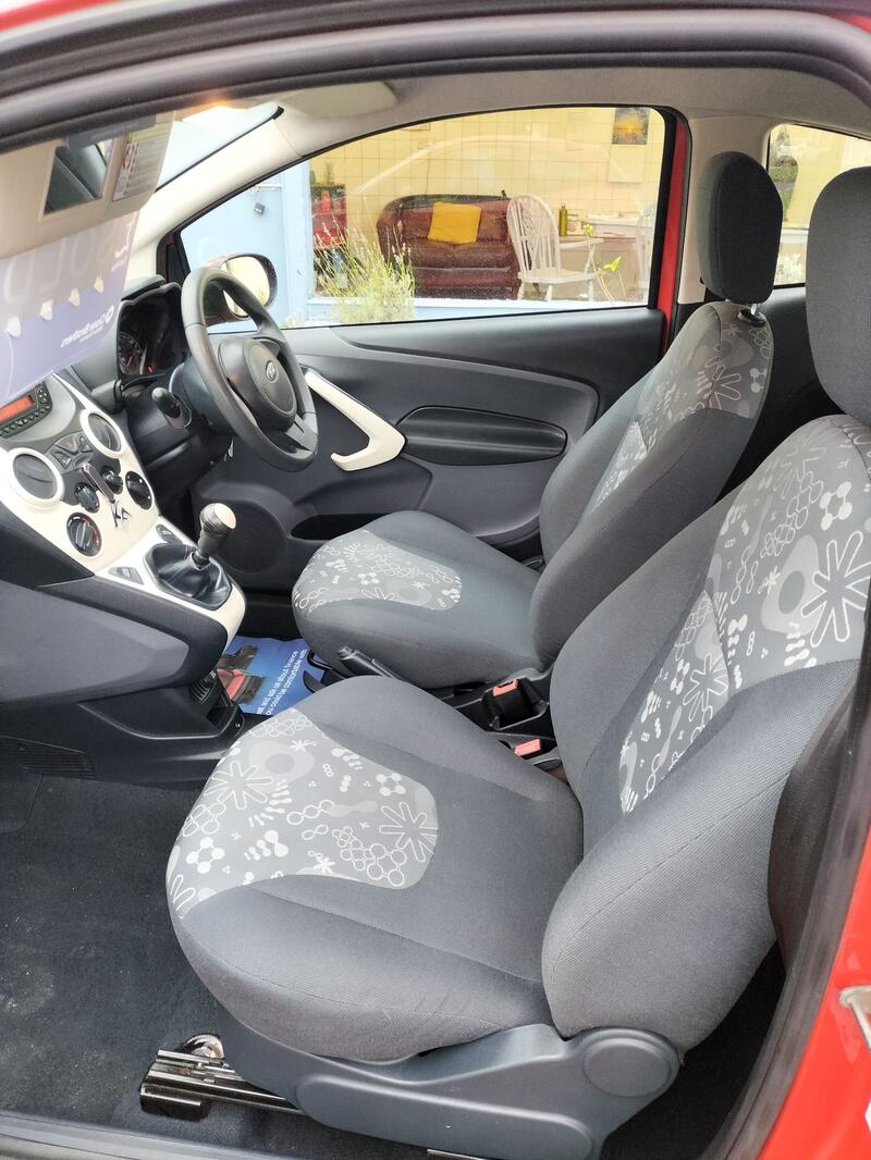 FORD KA