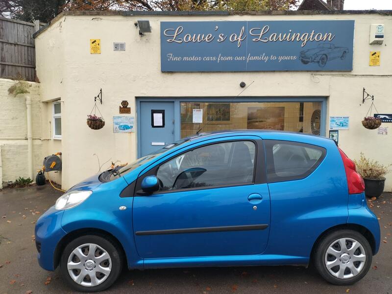 PEUGEOT 107