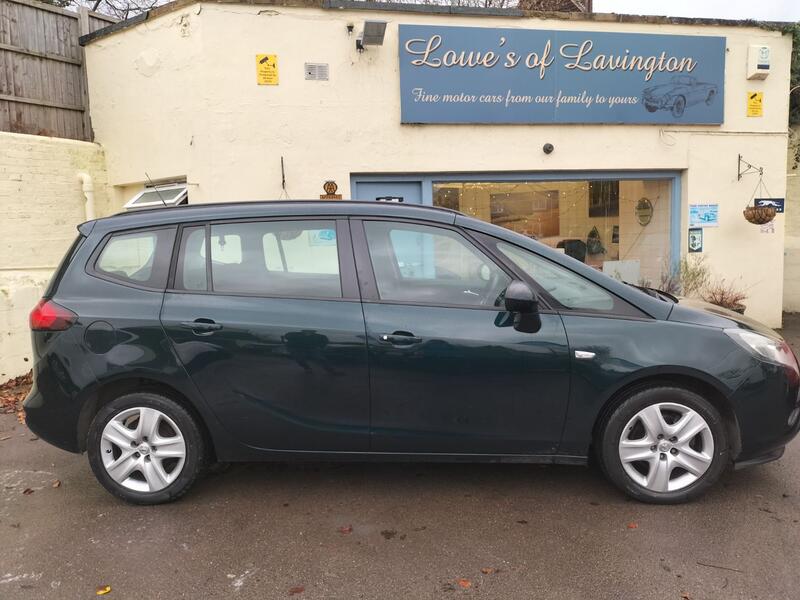 View VAUXHALL ZAFIRA TOURER 1.4 i Turbo Exclusiv 