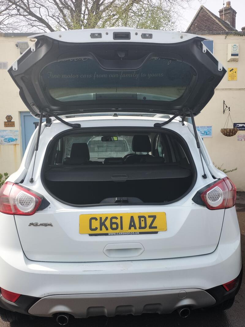 FORD KUGA