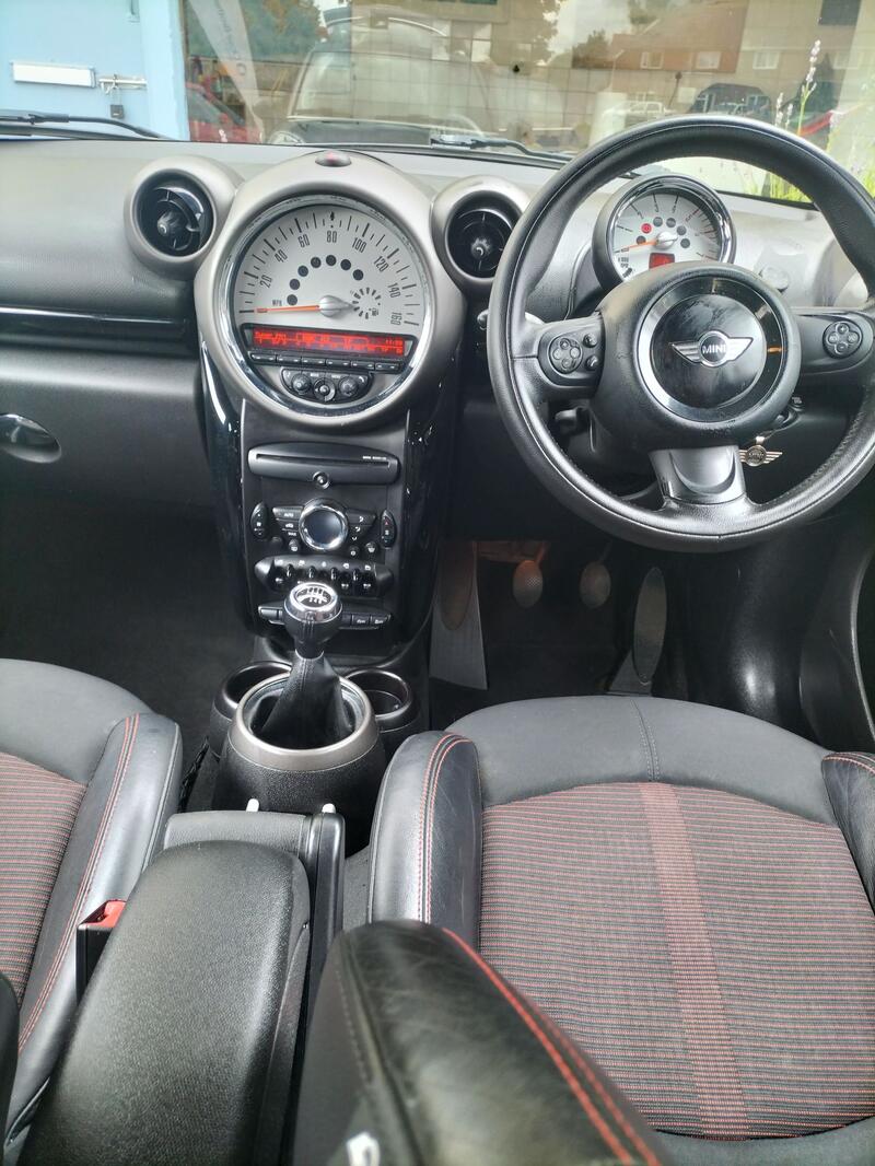 MINI COUNTRYMAN