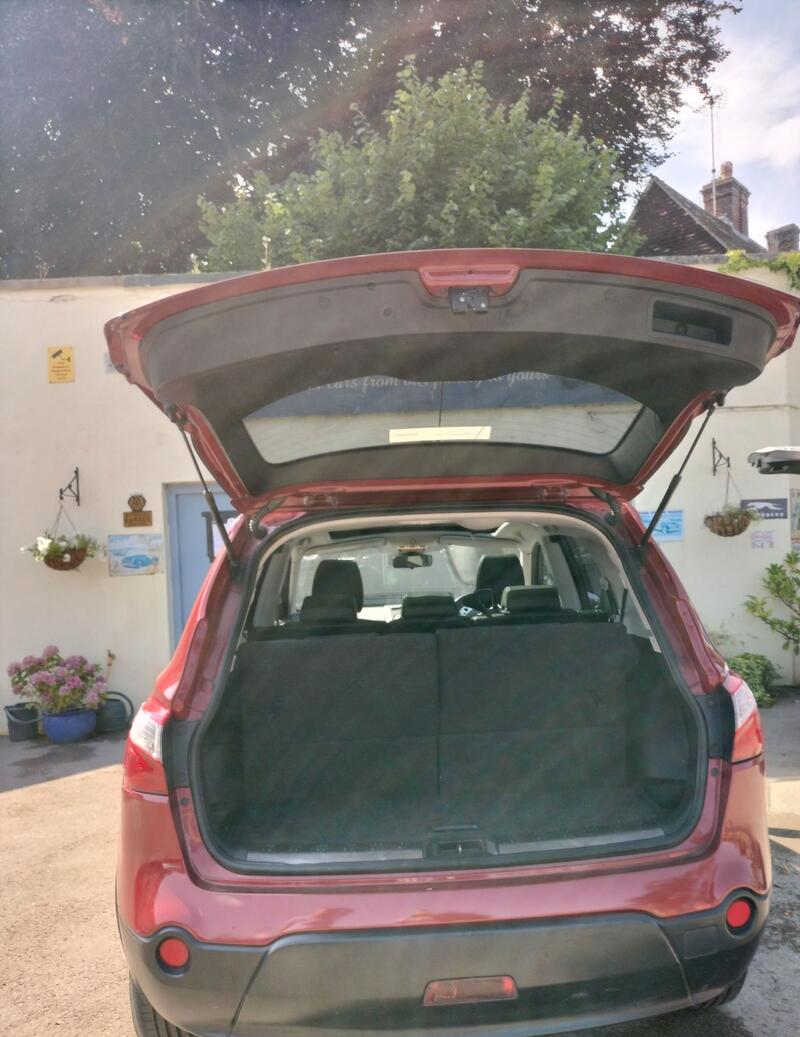 NISSAN QASHQAI+2