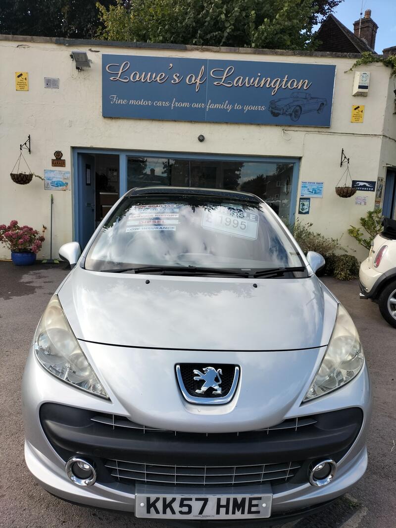 PEUGEOT 207