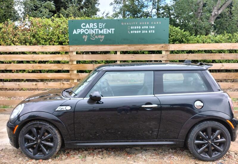 View MINI HATCH 1.6 Cooper S Hatch