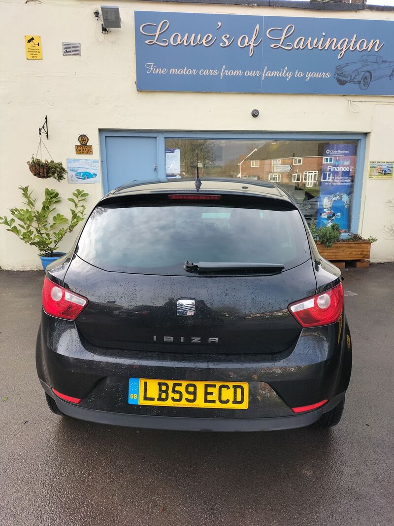 SEAT IBIZA