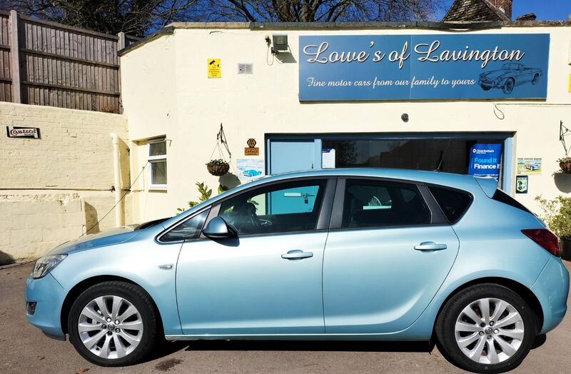 View VAUXHALL ASTRA EXCLUSIV