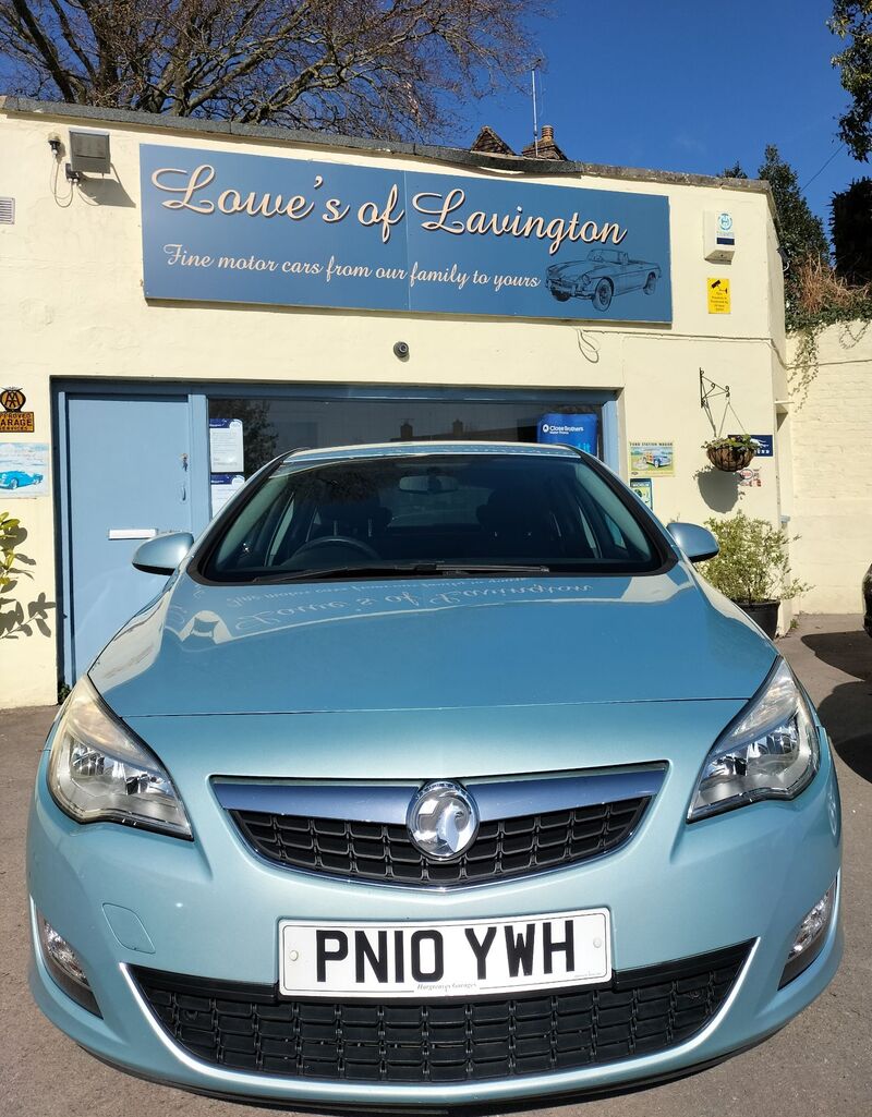 View VAUXHALL ASTRA EXCLUSIV