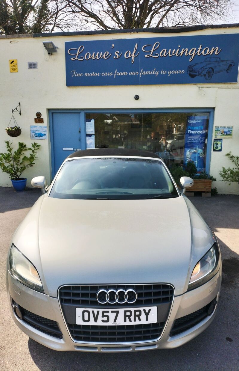 AUDI TT