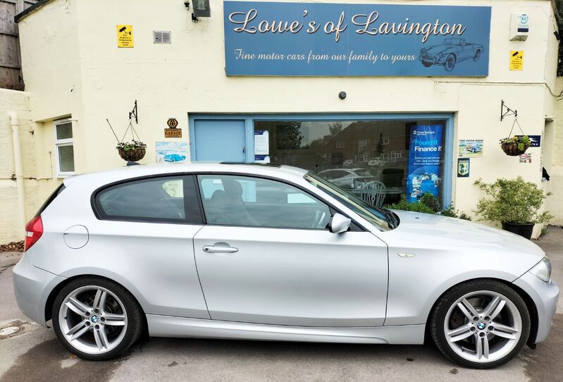 View BMW 1 SERIES 123D M SPORT