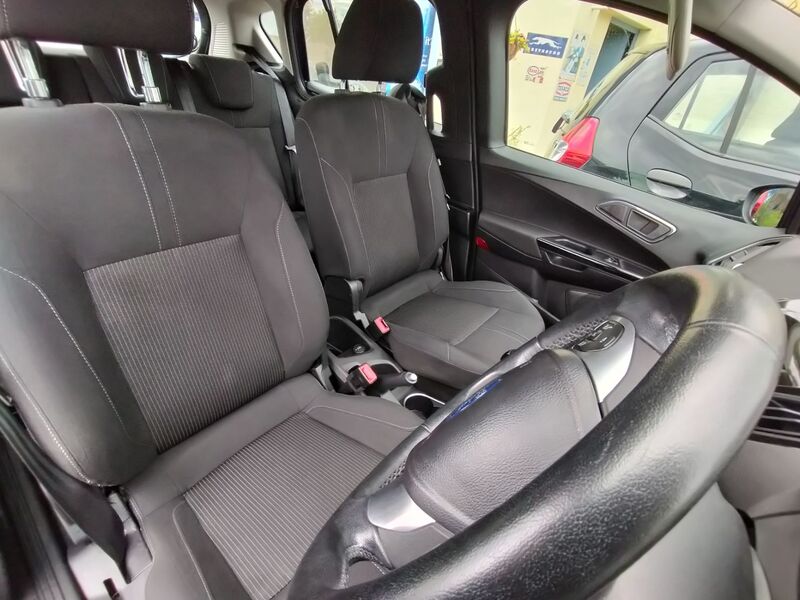FORD B-MAX