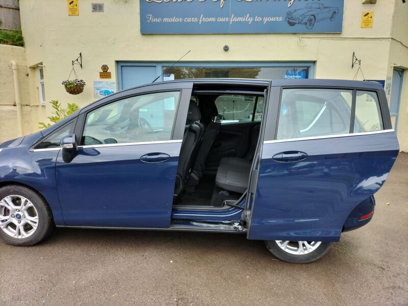 FORD B-MAX