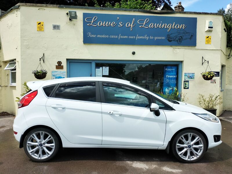 View FORD FIESTA TITANIUM X