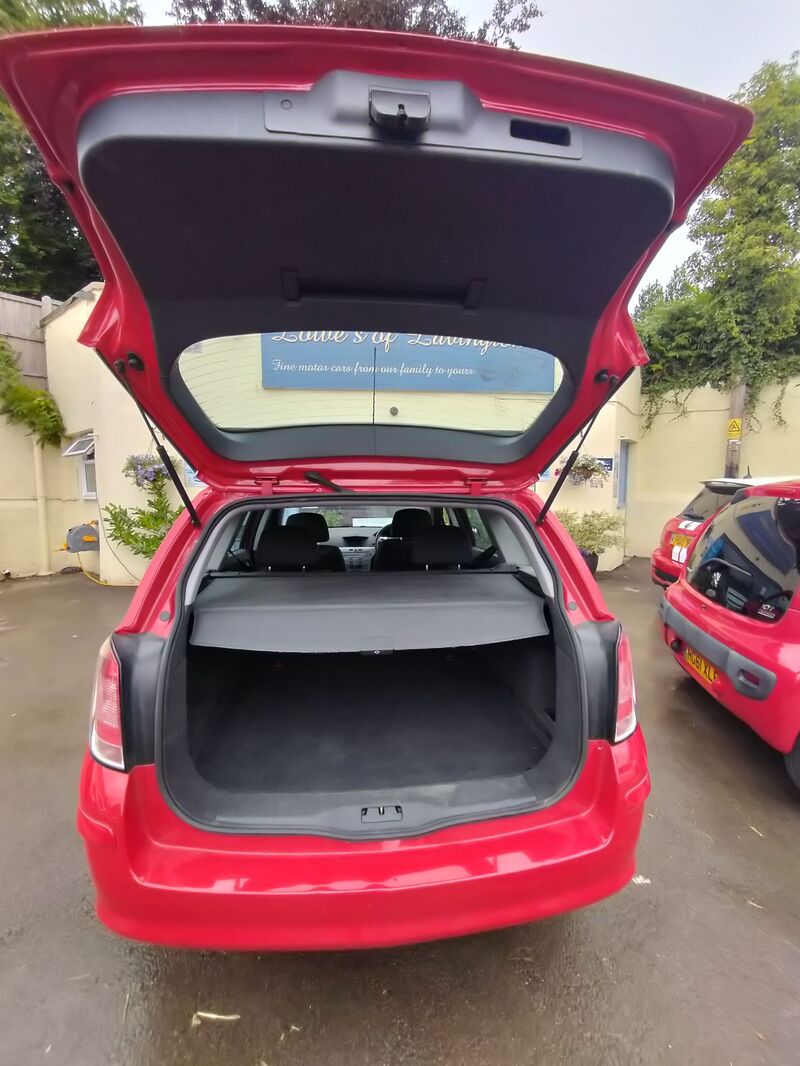VAUXHALL ASTRA