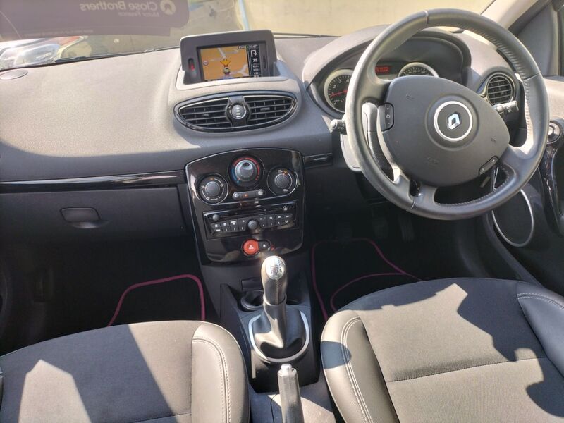 RENAULT CLIO