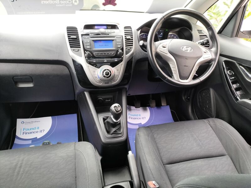 HYUNDAI IX20