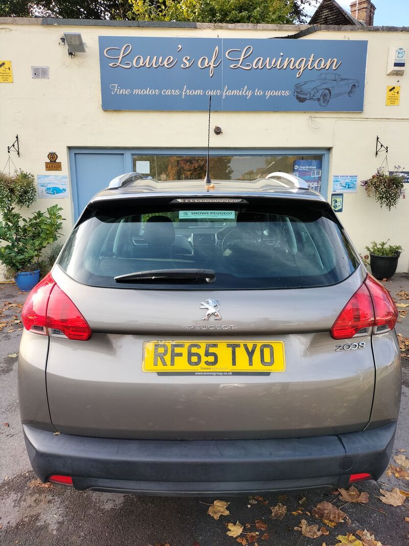 PEUGEOT 2008