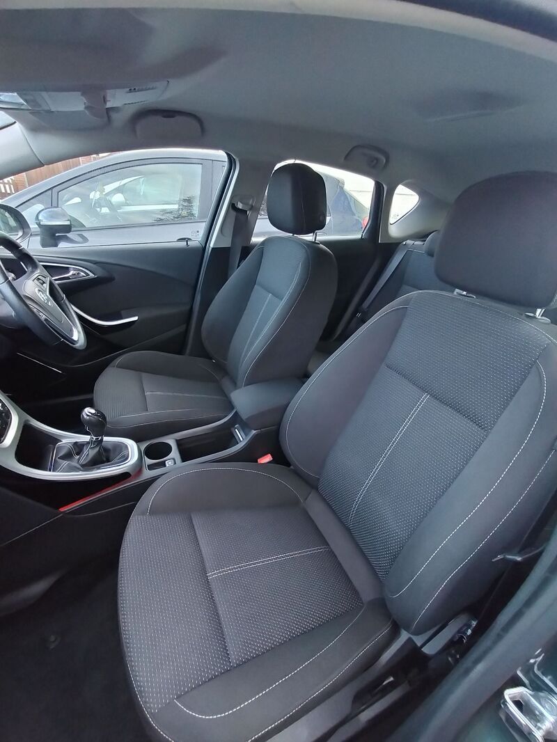 VAUXHALL ASTRA