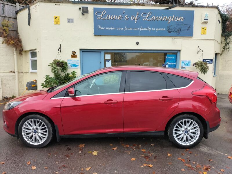 FORD FOCUS