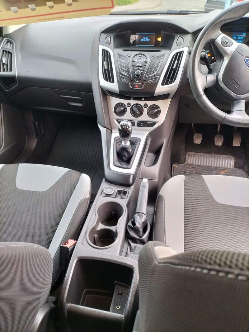 FORD FOCUS