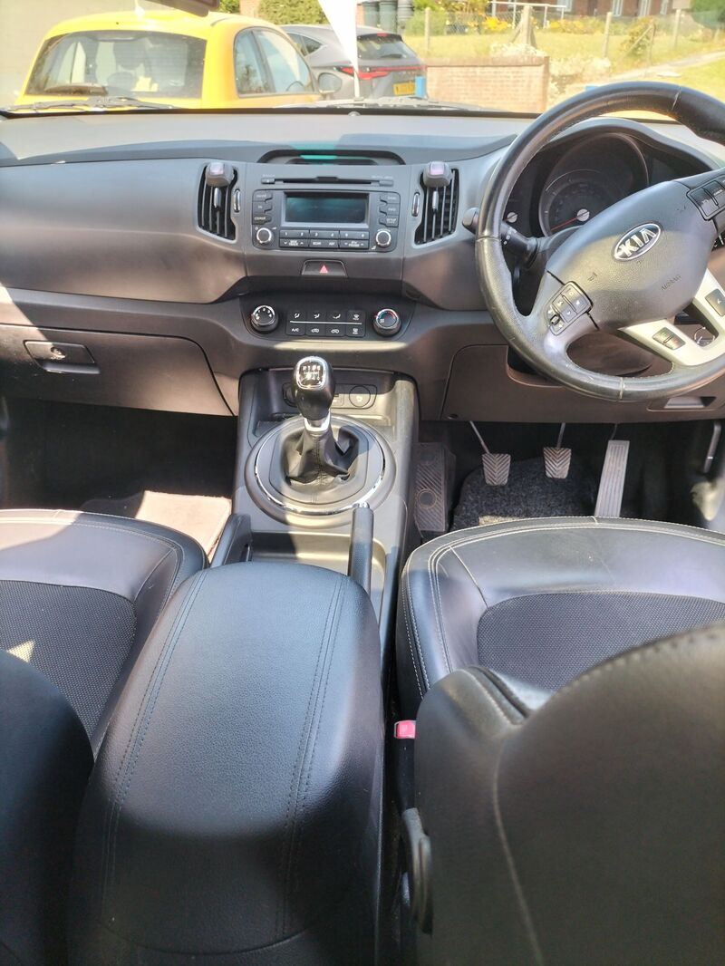 KIA SPORTAGE