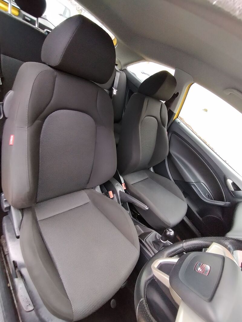 SEAT IBIZA