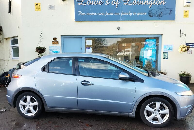 View HONDA CIVIC VTEC SE