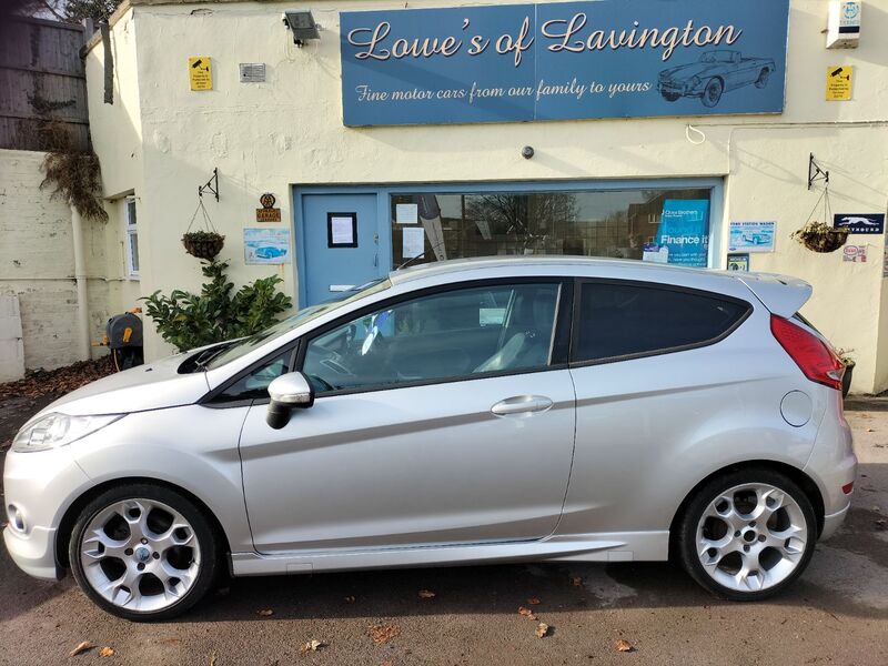 View FORD FIESTA ZETEC S