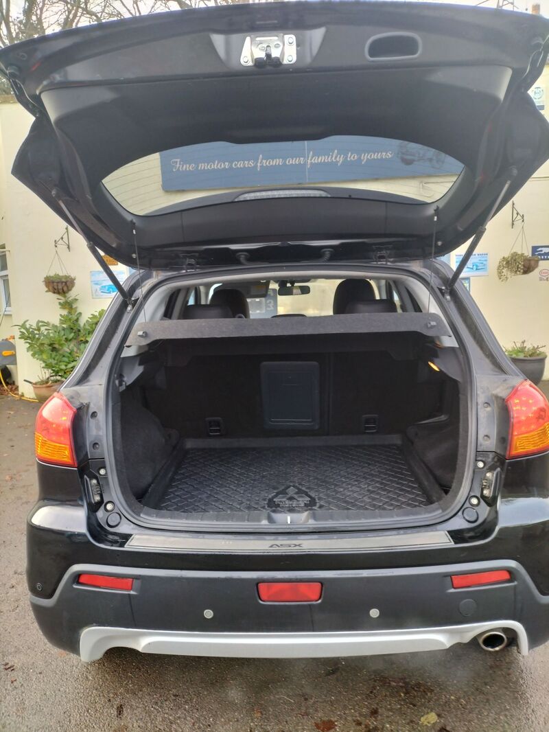 MITSUBISHI ASX