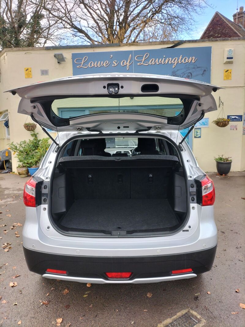 SUZUKI SX4 S-CROSS