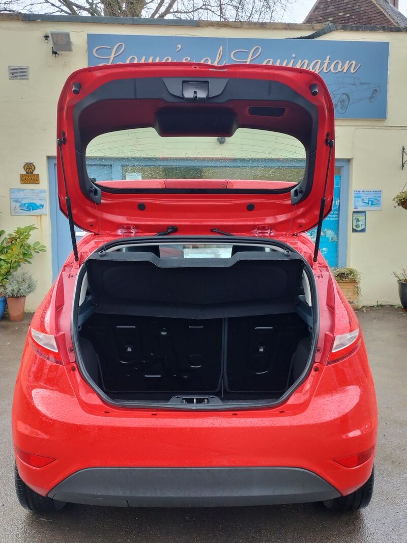 FORD FIESTA