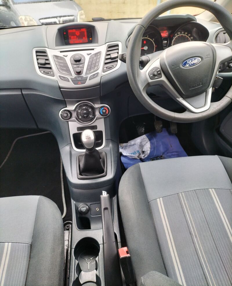 FORD FIESTA