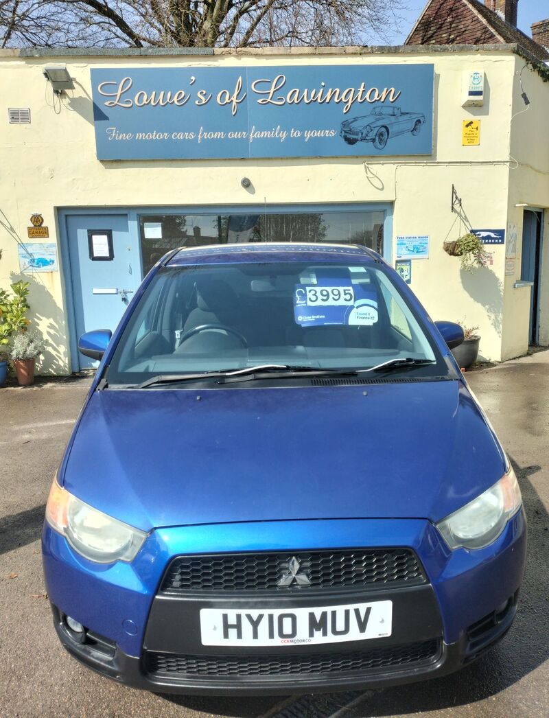 MITSUBISHI COLT