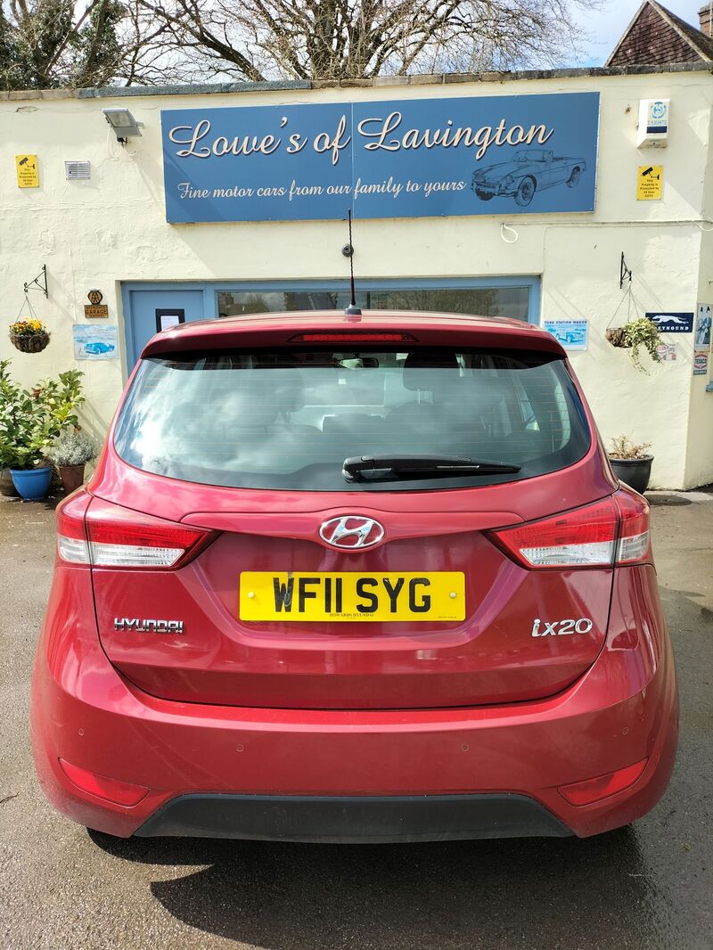 View HYUNDAI IX20 ACTIVE