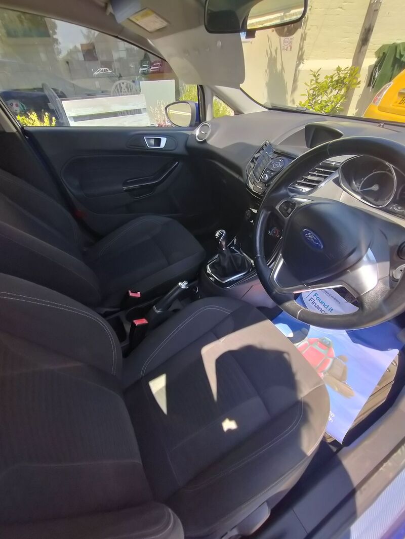 FORD FIESTA