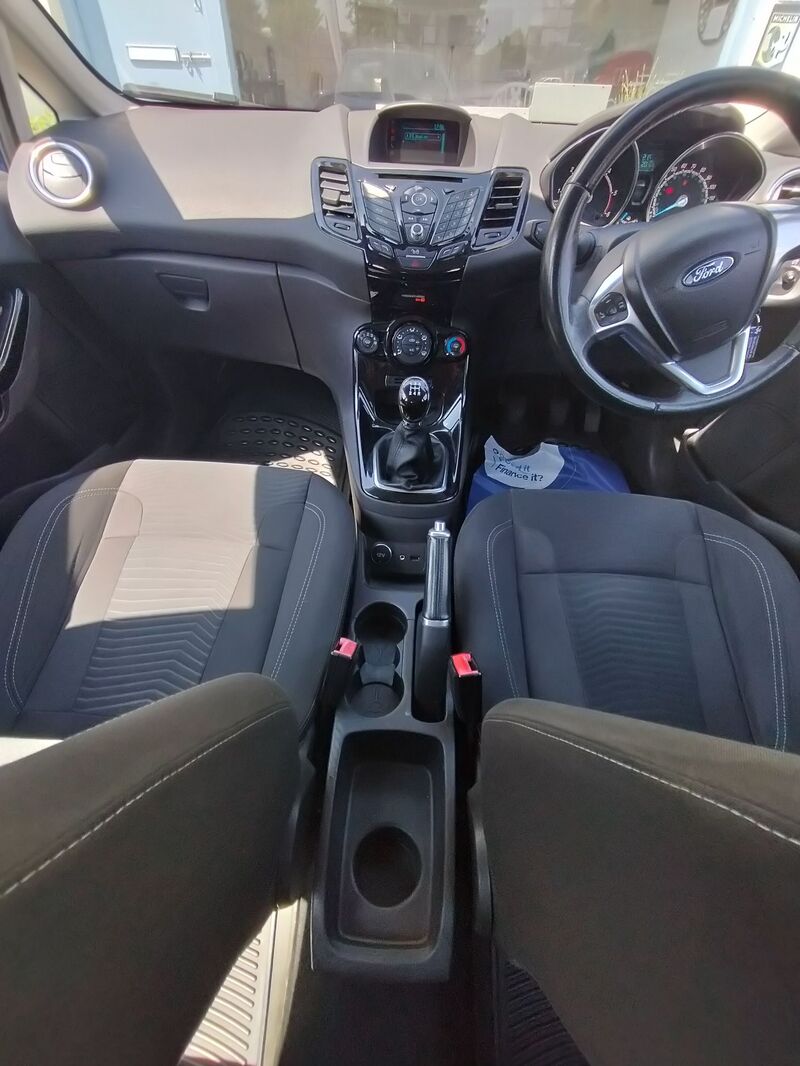 FORD FIESTA