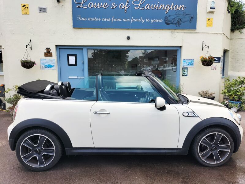 View MINI MINI COOPER S