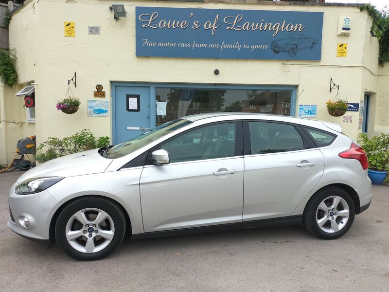 FORD FOCUS