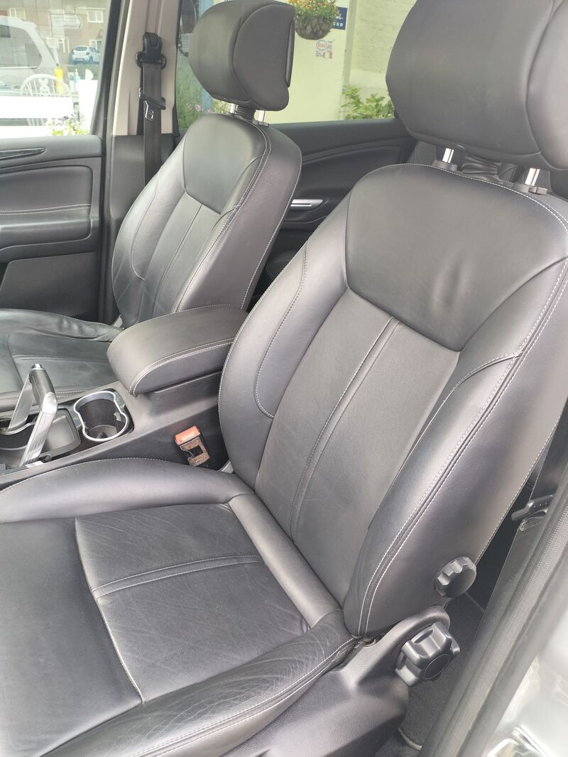 FORD GALAXY
