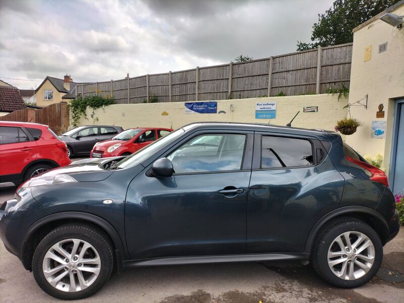 NISSAN JUKE