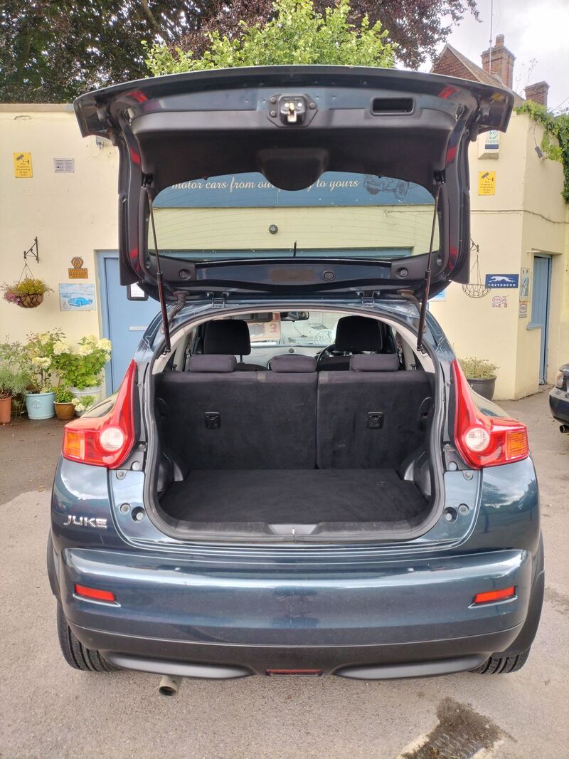 NISSAN JUKE
