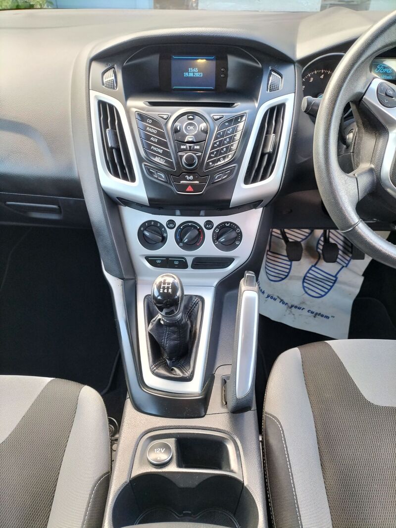 FORD FOCUS