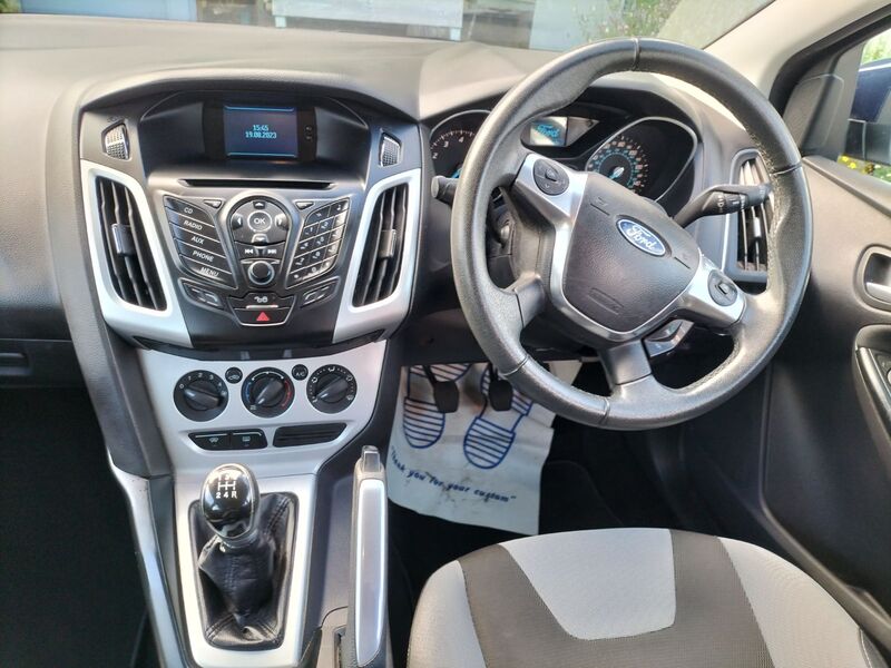 FORD FOCUS