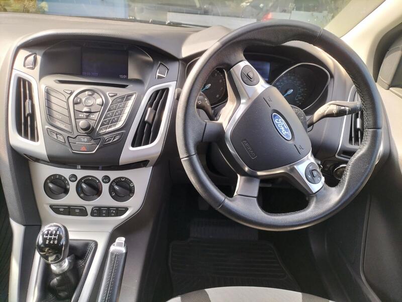 FORD FOCUS
